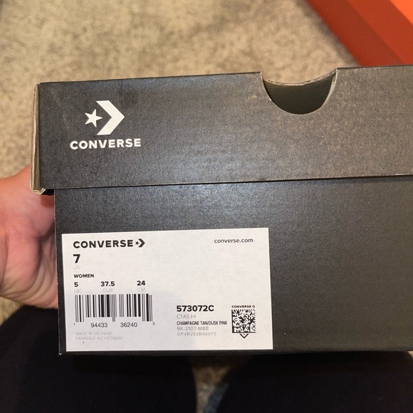 Champagne Tan/Dusk Pink converse size 7 - Picture 2 of 5